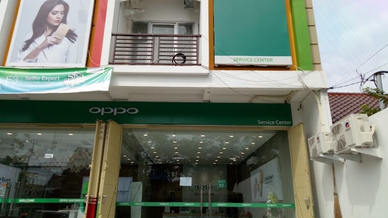 OPPO Service Center Probolinggo (0) in Kota Probolinggo