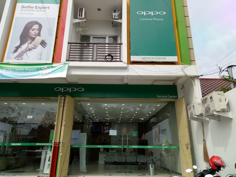 OPPO Service Center Probolinggo (0) in Kota Probolinggo