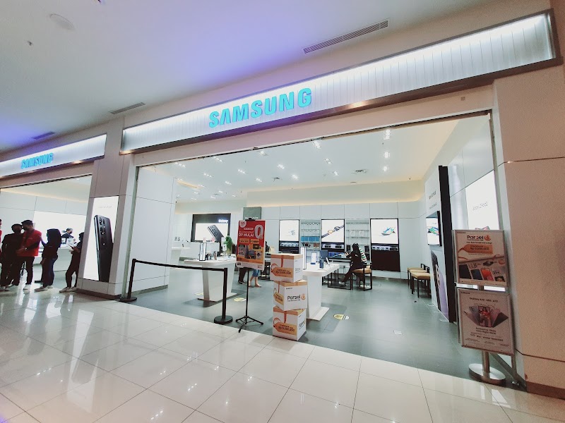 Samsung Experience Store - Cilegon City Center Mall (0) in Kota Cilegon