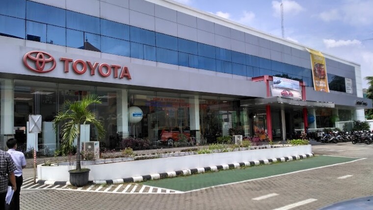 TOYOTA Astrido Bekasi (0) in Kota Bekasi