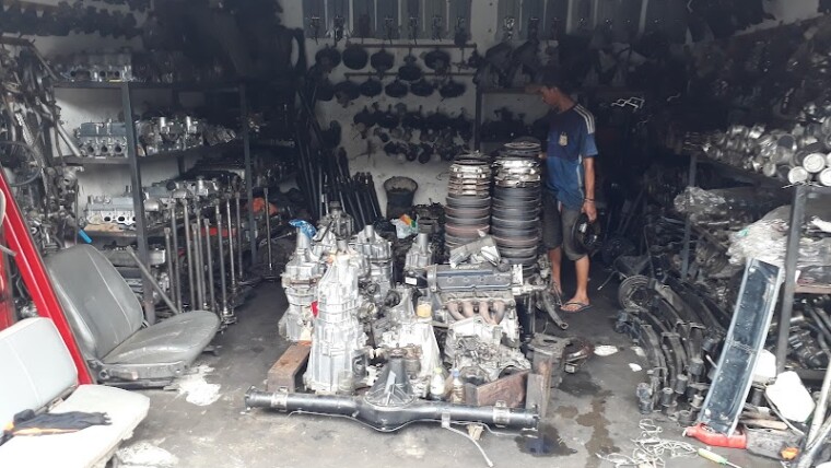 Zyan Motor (Sparepart Mobil Bekas) (0) in Kota Cirebon