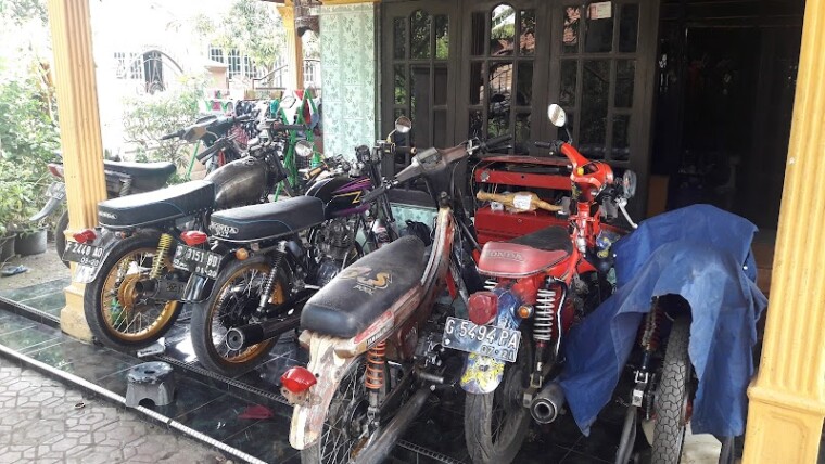 Bengkel motor Injeksi Honda Dan Yamaha ( Bengkel Sumber Berkah tyo) (0) in Kota Pekalongan