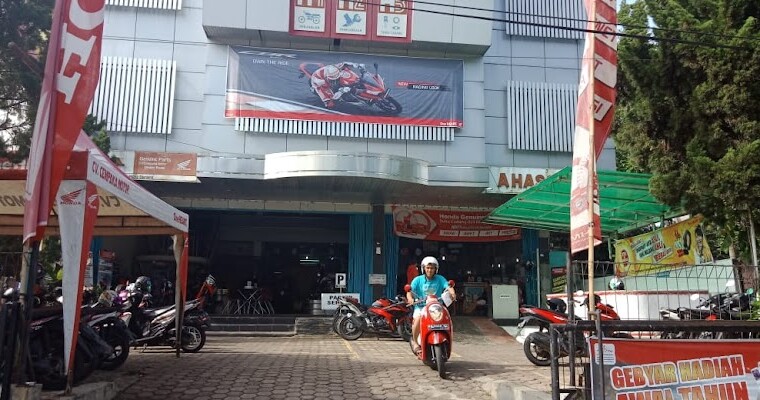 DEALER HONDA CEMPAKA MOTOR MUARO SIJUNJUNG (0) in Kab. Sijunjung