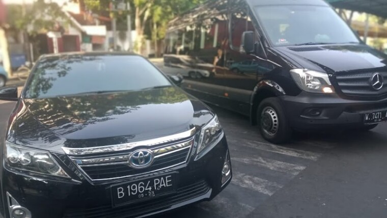 Rahayu Sewa Mobil Surabaya (0) in Kec. Gubeng, Kota Surabaya