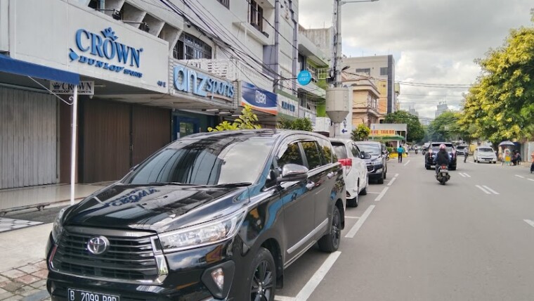 Rental Mobil Terdekat Cosmo Rent (0) in Kec. Kebayoran Lama, Kota Jakarta Selatan