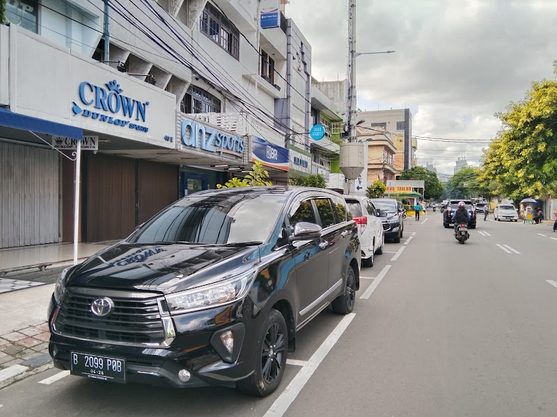 Rental Mobil Terdekat Cosmo Rent (0) in Kec. Kebayoran Lama, Kota Jakarta Selatan