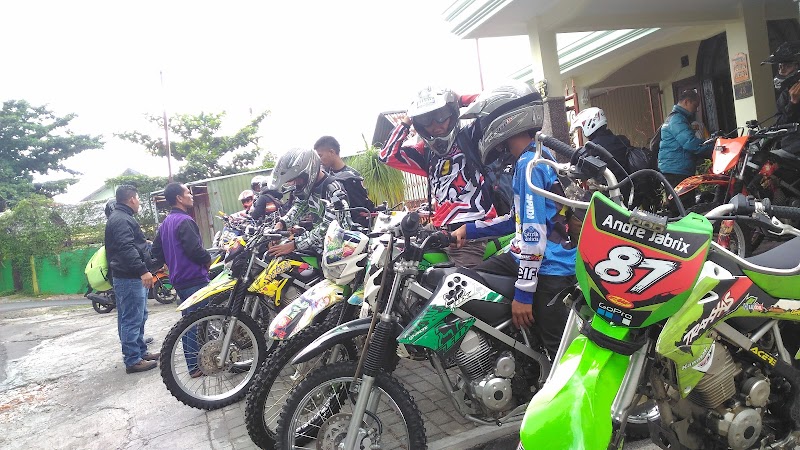 Rental Motor Trail " Beauty Adventure " (0) in Kec. Lowokwaru, Kota Malang