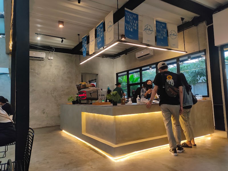 Ruwang Coffeehouse - Perjuangan (0) in Bekasi Utara, Kota Bekasi