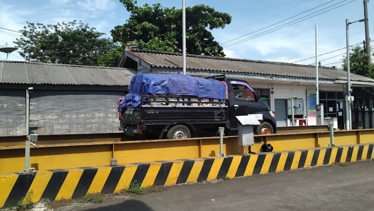 Sewa pick up Surabaya (0) in Kec. Tambaksari, Kota Surabaya