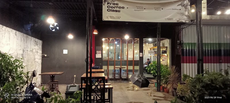 Two Much Coffee & Roastery (0) in Kec. Pasar Rebo, Kota Jakarta Timur