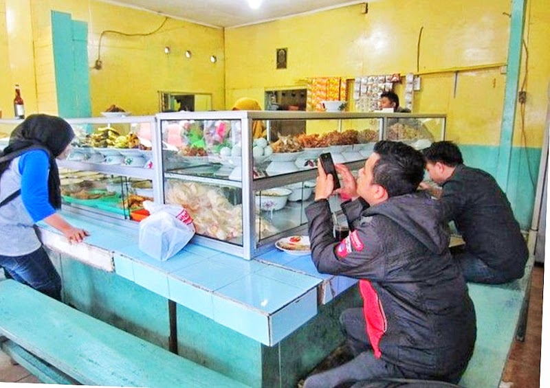 Warteg Kharisma Bahari (0) in Cipayung, Kota Depok