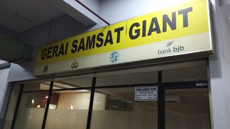 Gerai SAMSAT Giant (0) in Kembangan