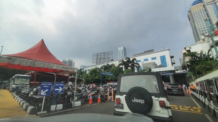 Samsat Drive Thru POLDA Metro Jaya (0) in Cilandak