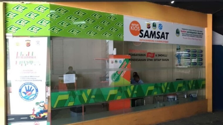 Samsat Outlet Dago (0) in Lengkong