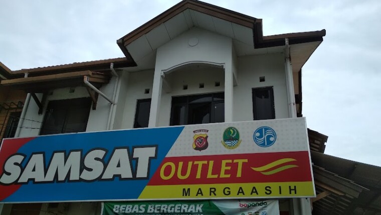 Samsat Outlet Taman Kopo Indah (0) in Coblong