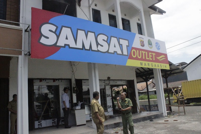 Samsat Outlet Taman Kopo Indah (0) in Gedebage