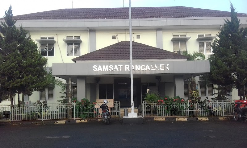 SAMSAT Rancaekek Kab. Bandung (0) in Panyileukan