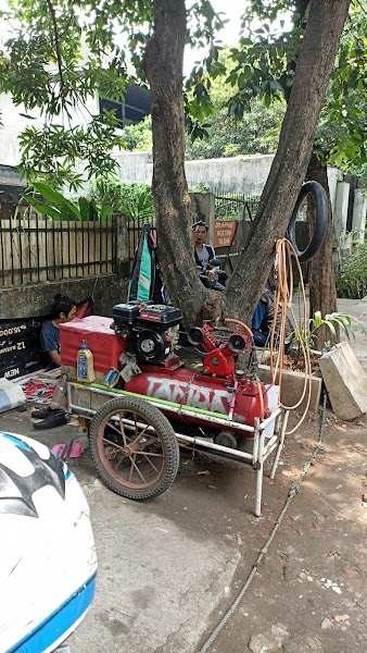 Tambal Ban (0) in Pantai Indah Kapuk (PIK)